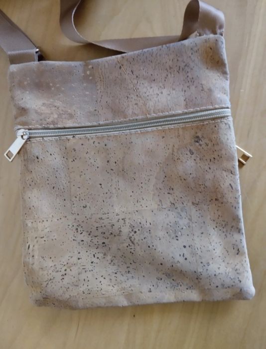 Mala de cortiça de criança