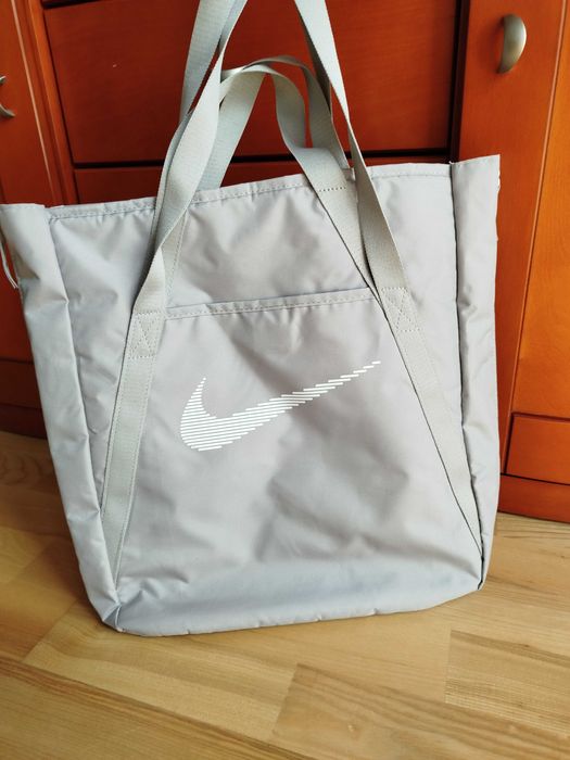 Nike Performance- torba sportowa szara