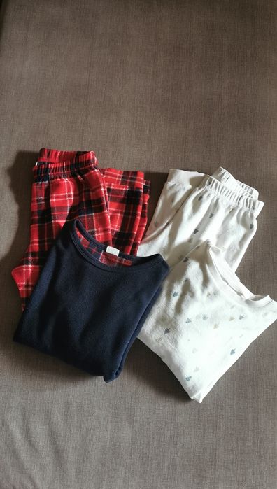 Conjunto de 2 pijamas de inverno 8/9 anos