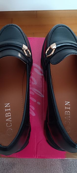 Mokasyny ekoskóra, r. 40, Cabin, półbuty czarne, gruba podeszwa