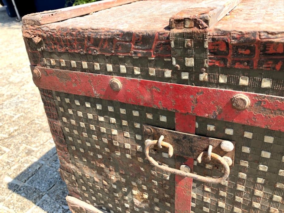 Bau Arca Mala Chapa Antiga