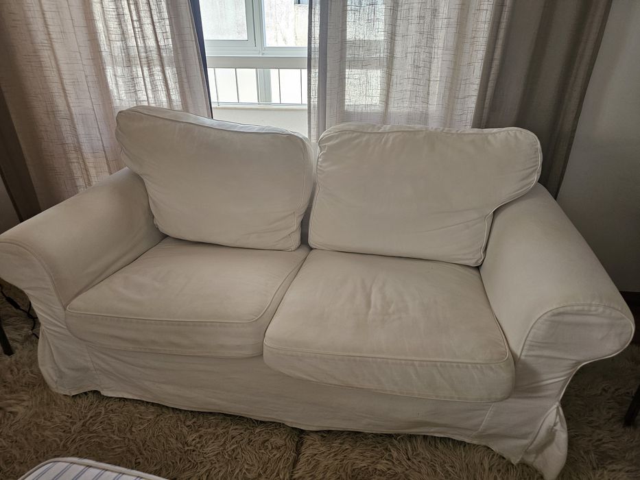 Sofá IKEA de 2 lugares