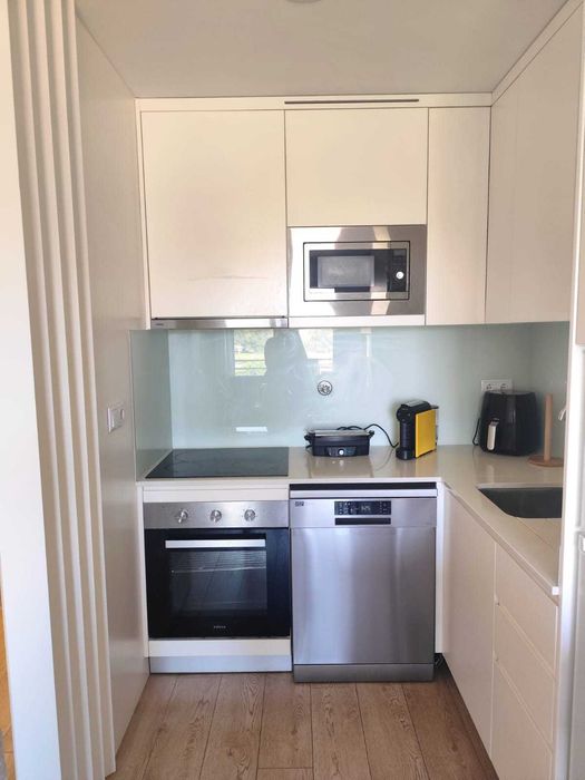 T1 arrendar Mobilado Moderno | Garagem | Polo Universitário – Porto (disponível )