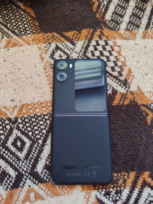 Uszkodzony oppo find N2 Flip