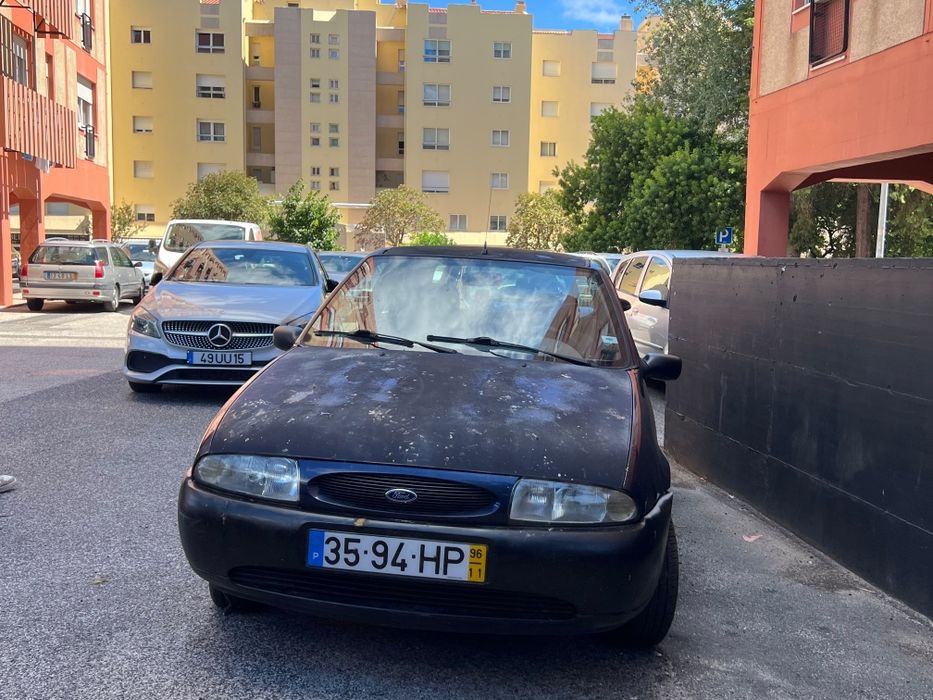 Vendo Ford Fiesta 1996