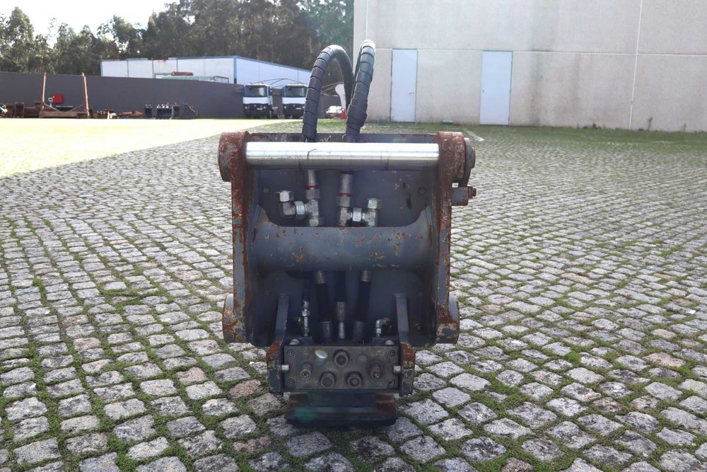 Rammer M14 1380 kg 18–24 t martelo hidráulico