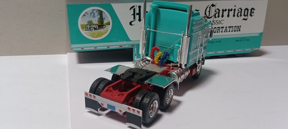 Camião Kenworth K100 1/43