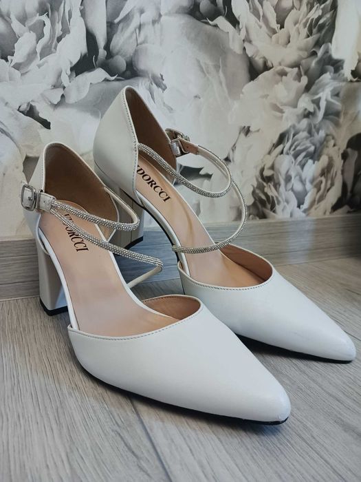 Шкіряні туфлі, білі, 40р.