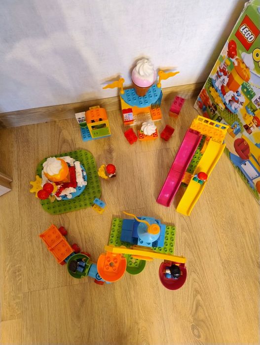 Duplo 10840 Wesołe Miasteczko