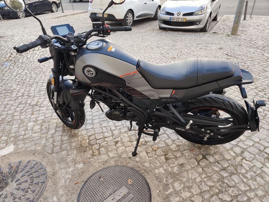 Benelli Leoncino 125cc 2023