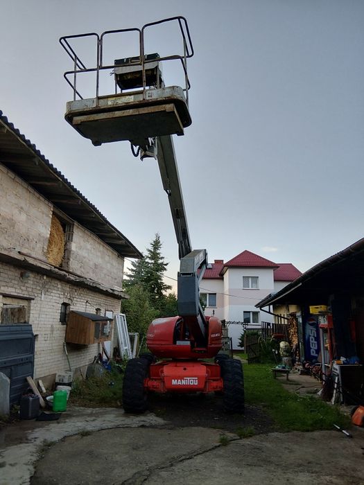 Podnośnik koszowy zwyżka Manitou