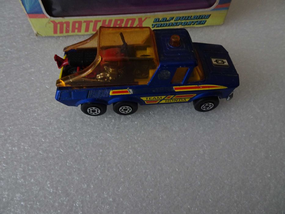 Miniatura Matchbox K-13 Super Kings D.A.F. Building Transporter Pick-