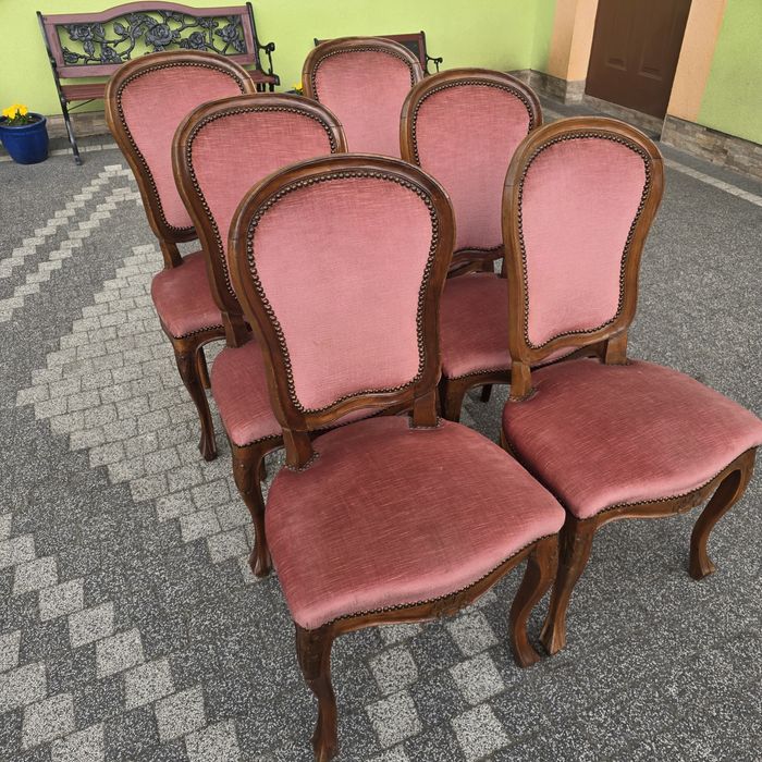 Krzesła drewniane stylowe