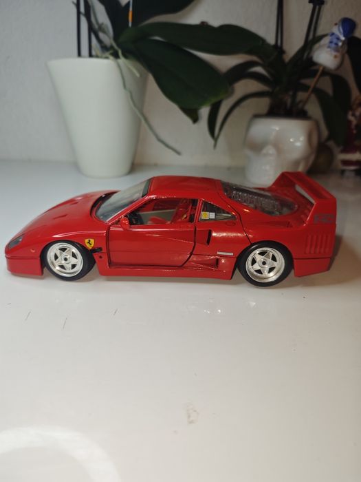 Bburago 1/18 Ferrari F40
