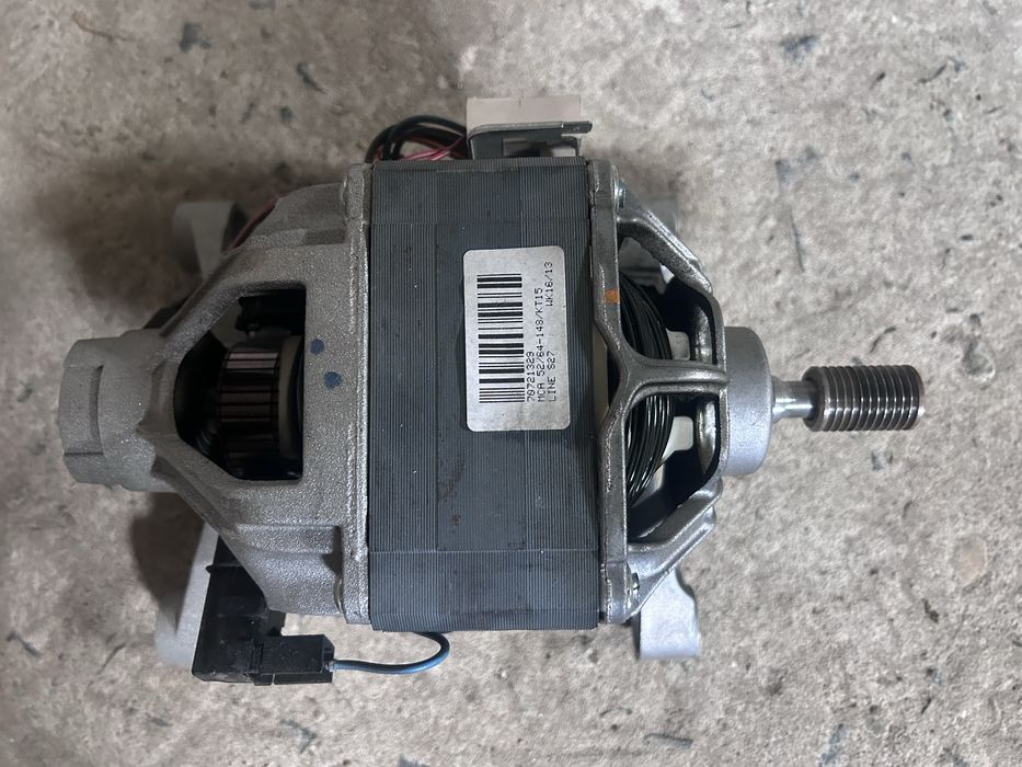 Двигун Мотор до пральної машини Electrolux  70721329