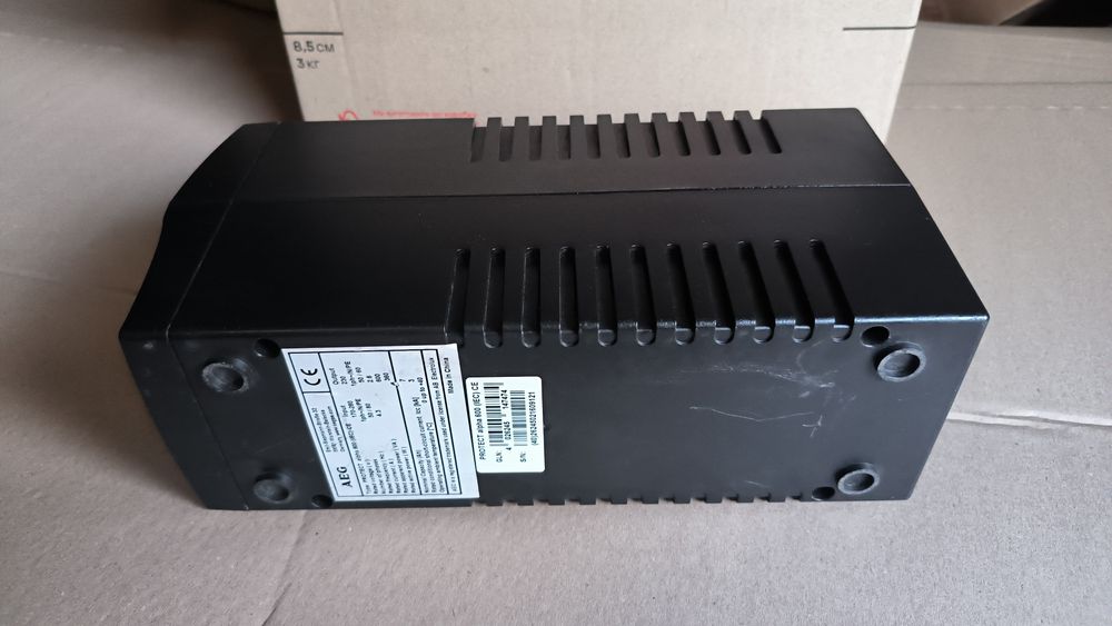 Бесперебойник AEG Protect alpha 600  UPS