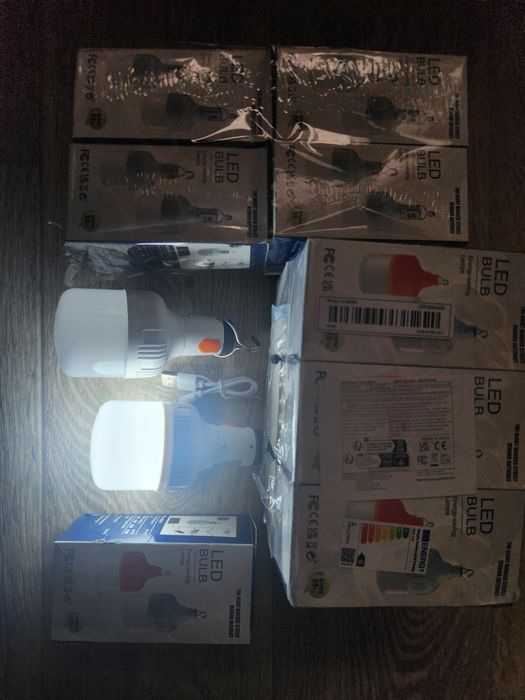 Павербанк батарея зарядка фонарик сертифікований 10000mAh лампочка