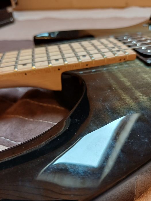 Gitara Cort x300