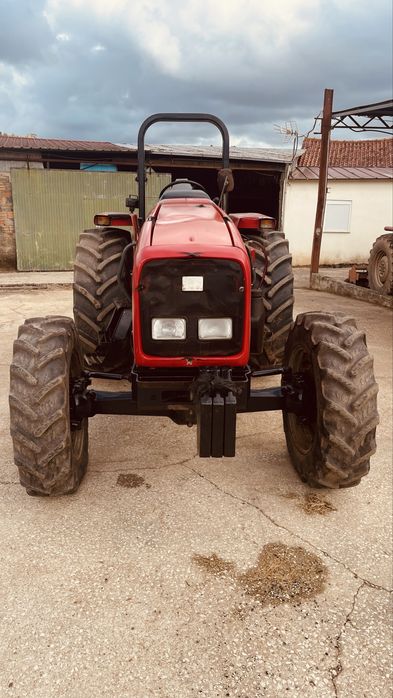 Trator e alfaias