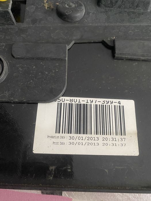 Spojler od klapy volvo v40 2013r