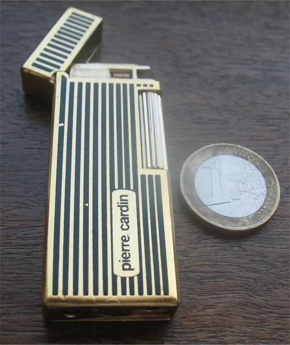 Isqueiro Pierre Cardin