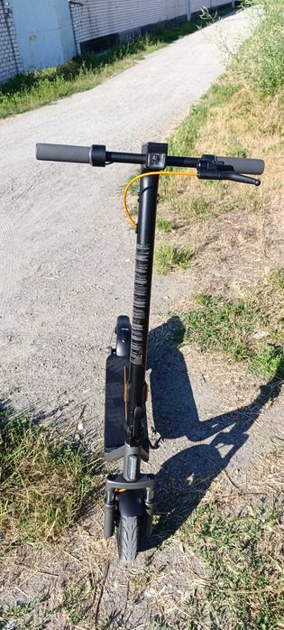 Продам електросамокат Xiaomi Electric Scooter 6 Lite GL