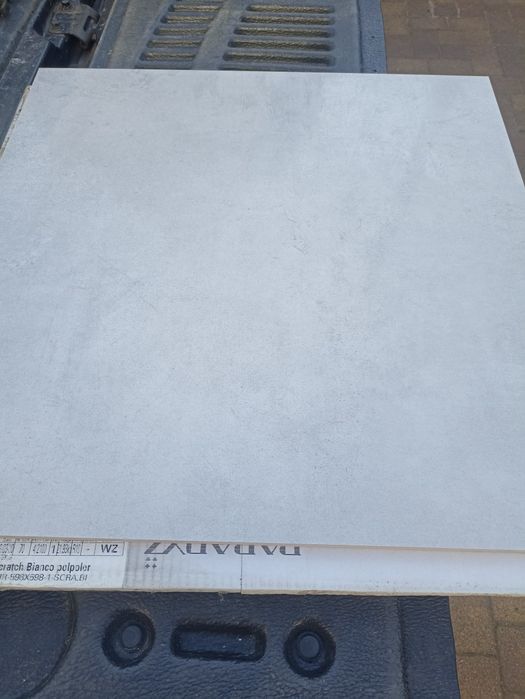 Plytka Paradyż scratch Bianco polpoler