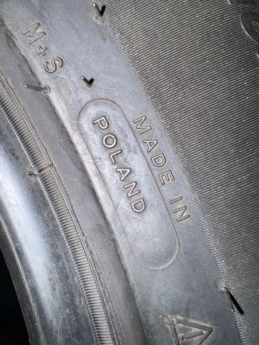 Шини зимові Б/У 235/65R17 Michelin X-Ice North 4SUV Шиповані