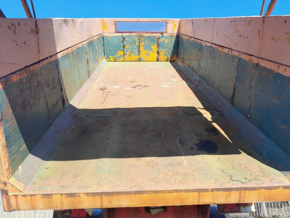 Przyczepa skorupowa, wywrotka