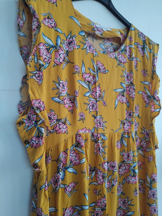Vestido Amarelo Floral, fluido e elegante - #collectionIRL - Tam. 42 (XL)