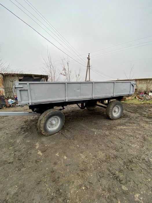 Прицеп 2 птс 4 на тягах