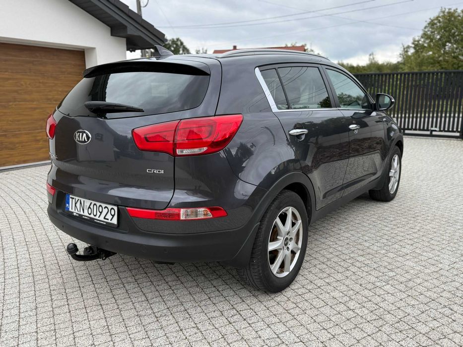 Kia Sportage 2.0 Crdi 184 km AWD Panorama Klimatronik Navi Kamera