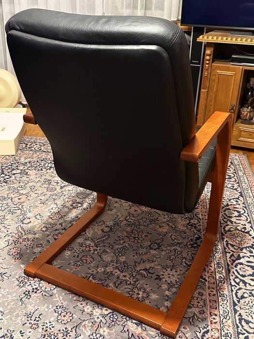 Fotel skórzany wygodny masywny krzesło