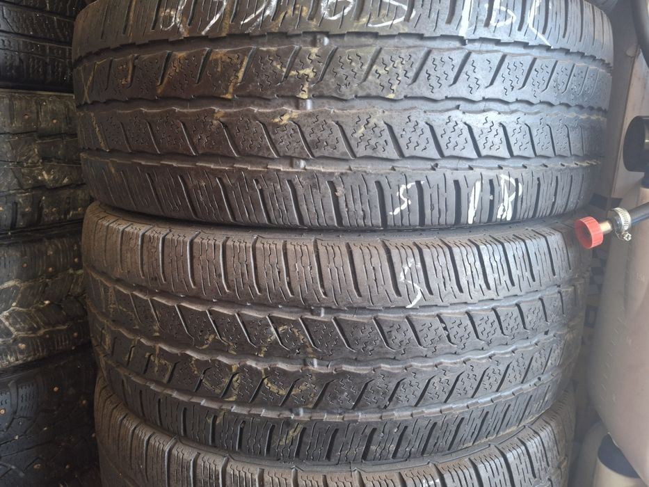 235 65 16 C зима  continental 5+мм, 4 шт., бу , є шиномонтаж.