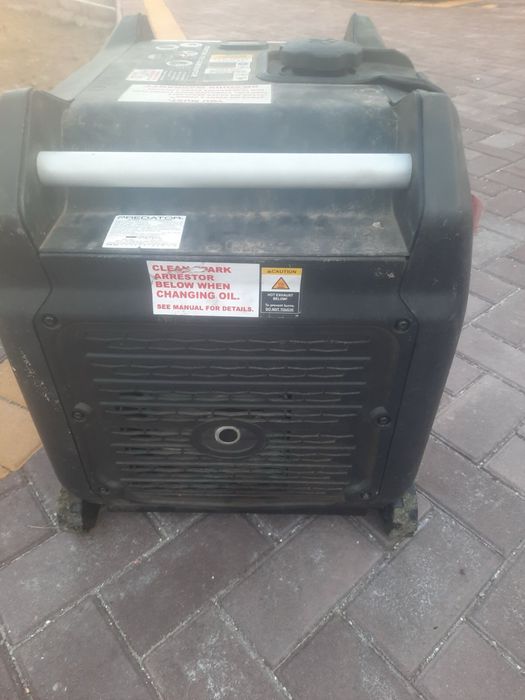 інвекторний генератор Predator 3500 Аиерика