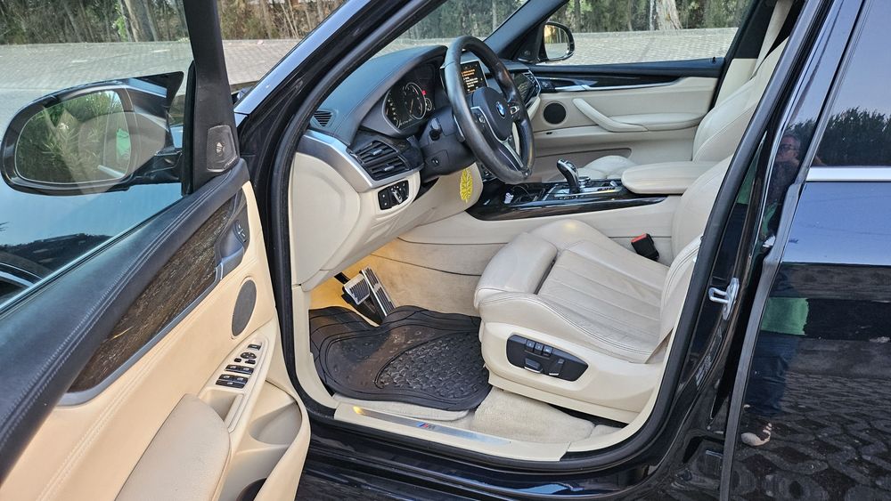 BMW X5 — fotografia 9
