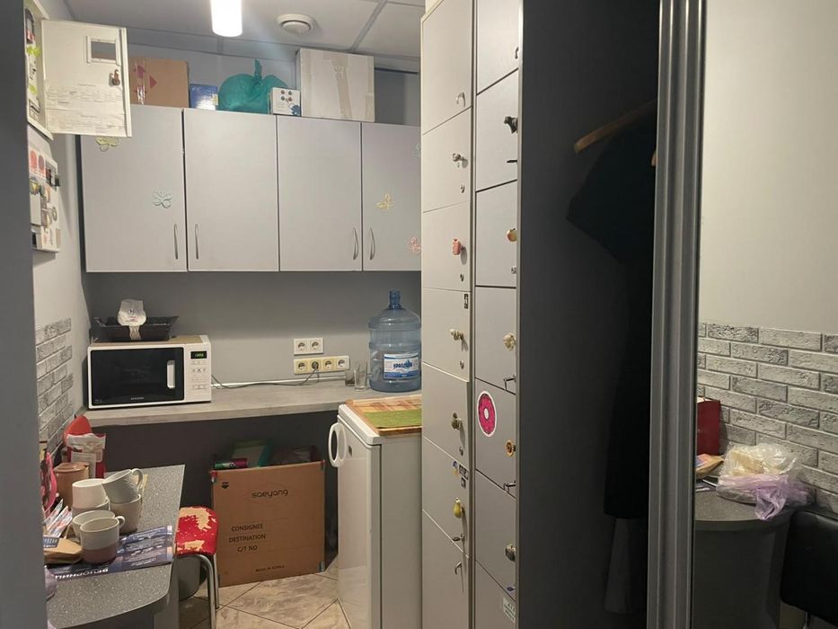 Оренда приміщення 102 м² під салон краси, офіс або ін.