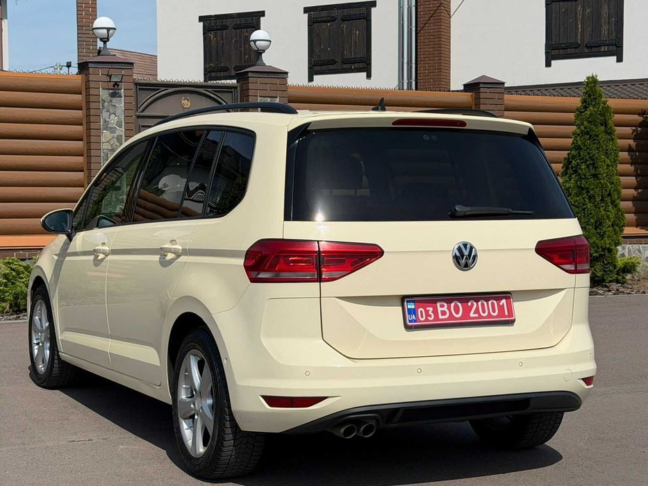 Volkswagen Touran 2016