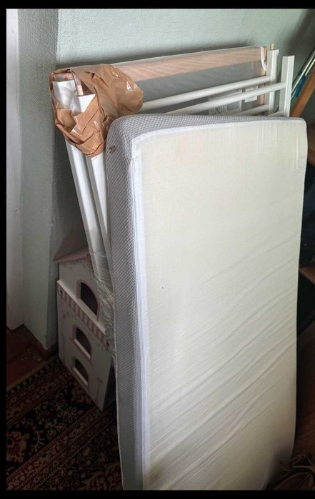 łóżeczko dziecięce drewniane 120x60 cm z materacem