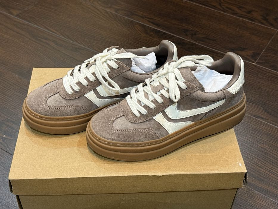 Коричневі кросівки Steve madden
