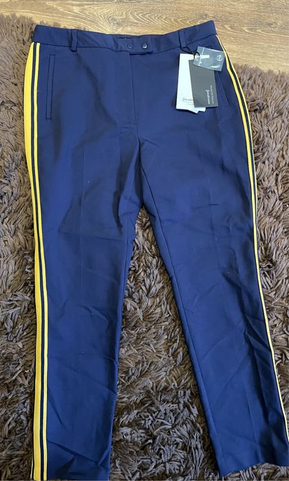 Spodnie chinosy Stradivarius nowe metka!