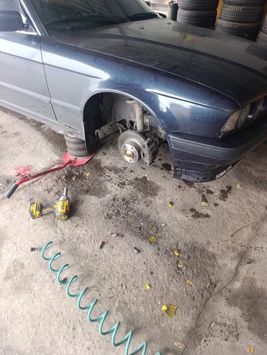 Продам Бмв е34 525