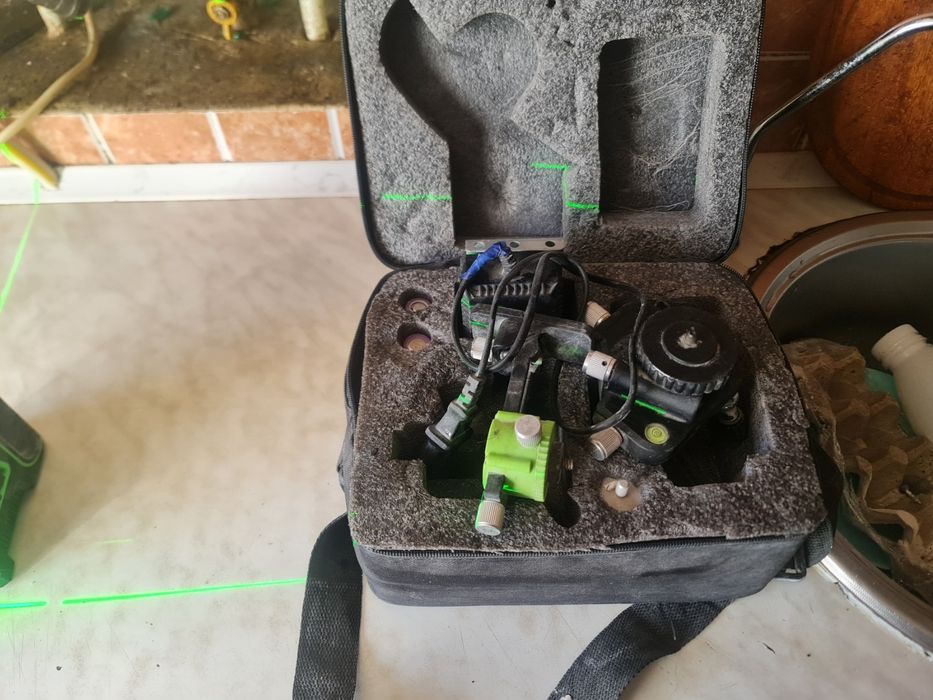 Лазерный нивелир kaskad.