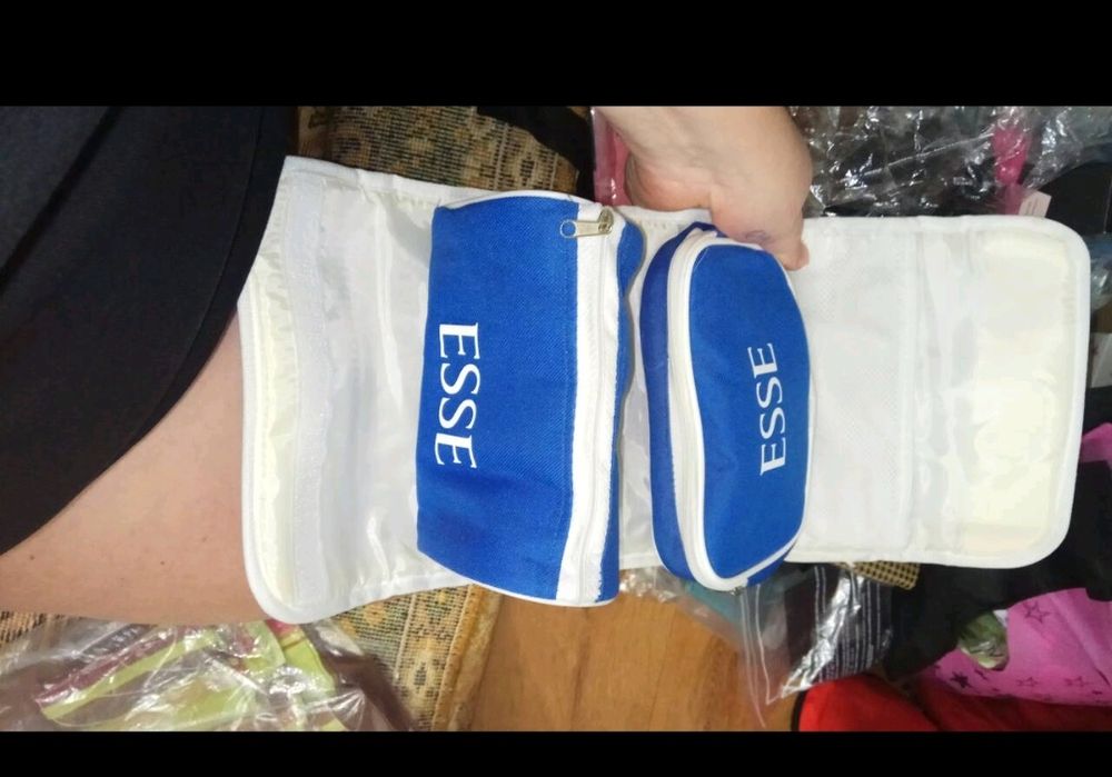 Продам косметичку 2 в 1