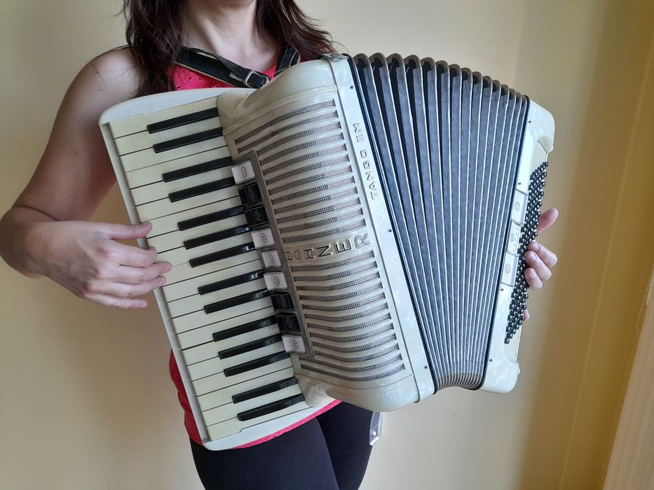 Akordeon Hohner Tango 96 basowy
