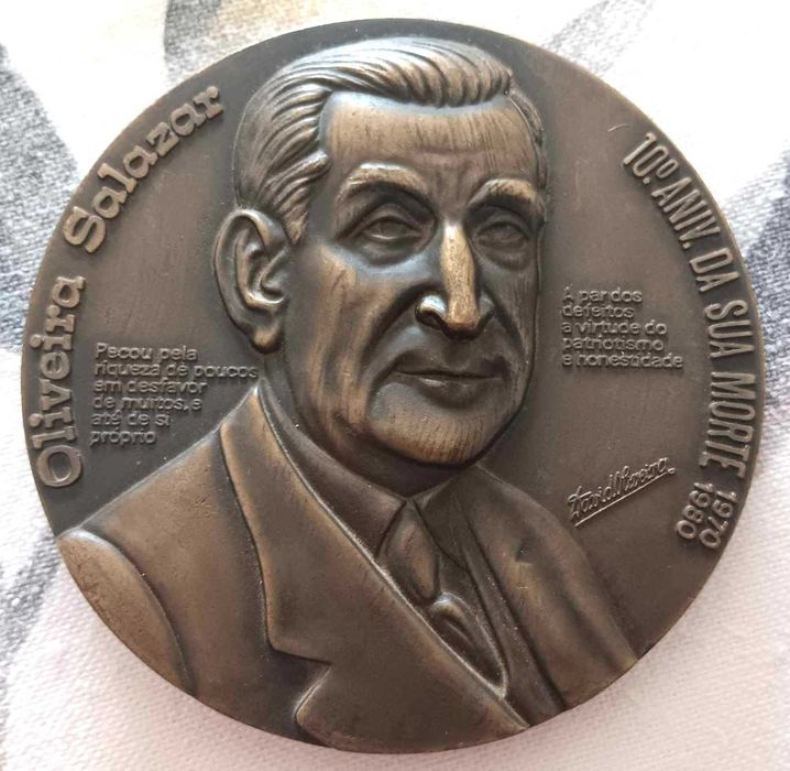 Medalhas de Oliveira Salazar