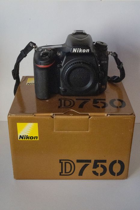 Nikon D750 - corpo