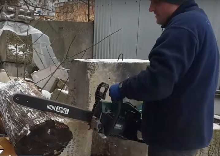 Бензопила Iron Angel CS 450 / 3.9 к.с. / шина 45 см / 2-х тактна