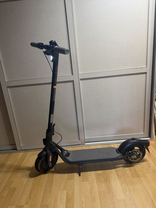 Електросамокат Segway Ninebot F25E