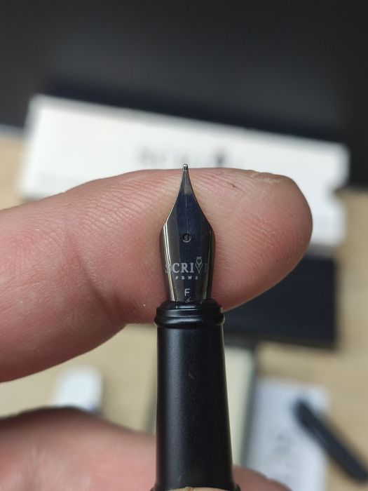 Стильна пір'яна ручка SCRIVI PENS — Подарунковий набір